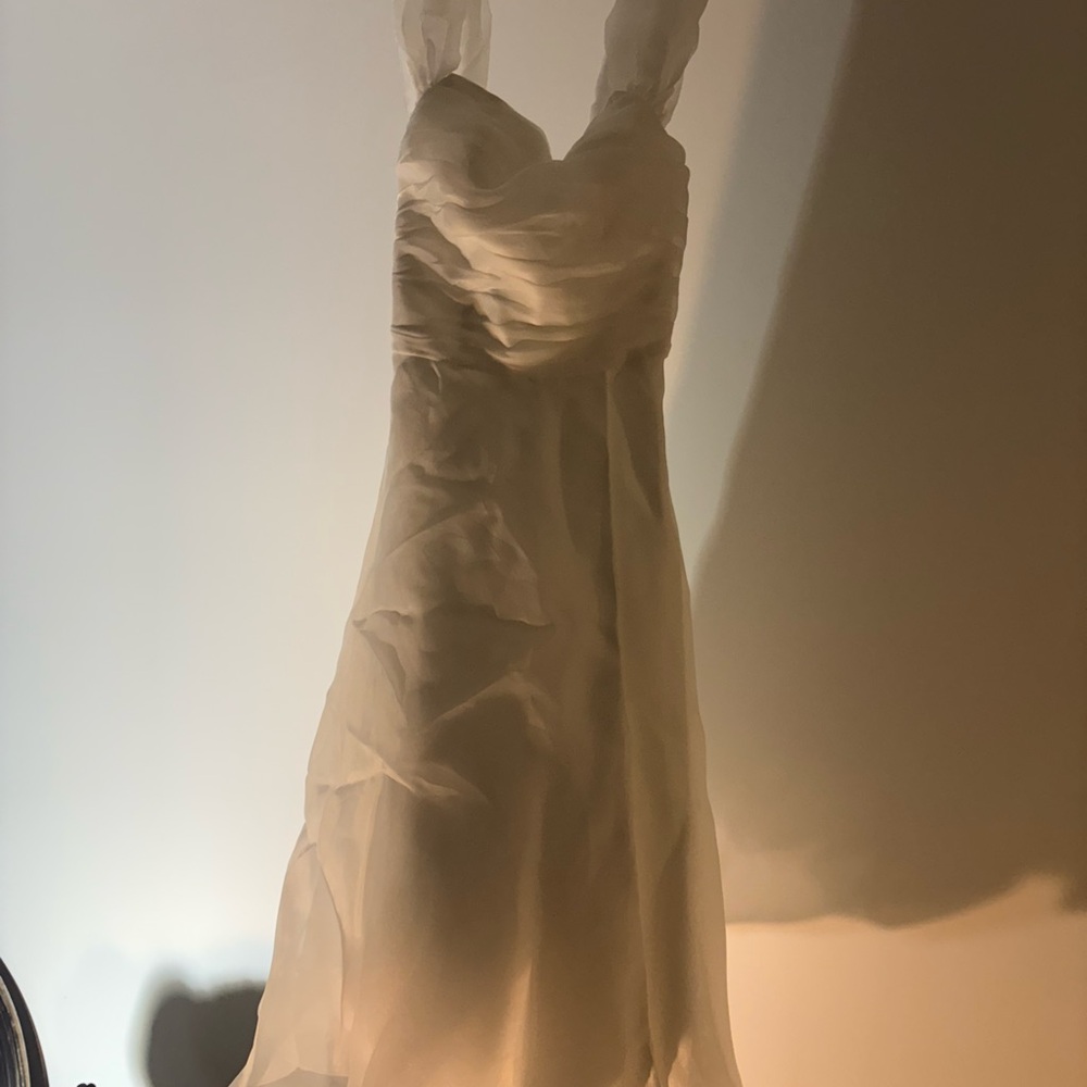 Chic Ivory Chiffon Wedding Dress